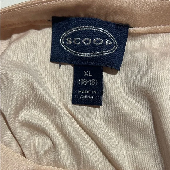 Scoop Rose Gold Sequin Dress - Picture 5 of 5